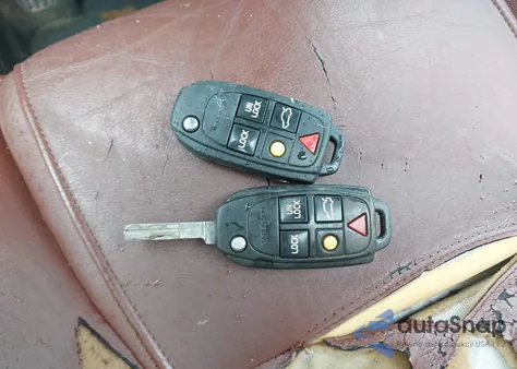 2008 Volvo Xc90 V8 z USA, uszkodzony, nr VIN YV4CZ852281466432